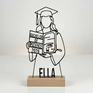 Personalisiertes Abschlussgeschenk für Absolventen – Bachelor & Master Figur mit Holzsockel – Individuelle Deko zur Graduierung