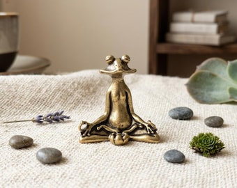 Brass Yoga Frog Incense Burner - Small Zen Meditating Statue for Desk, Cute Tabletop Tea Pet, Mindfulness Spiritual Gift for Her