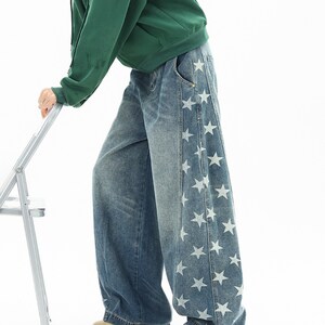 Graphic Wide Jeans | Loose Straight Denim Pants | Daily Wear | Y2K Streetwear Style

Star print wide denim jeans with loose y2k streetwear style