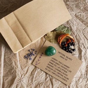 Emotional Balance Simmer Pot Blend with Aventurine | Ritual Herbs (50g)  Pagan Wiccan