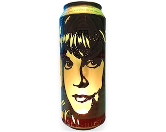 Latarnia z puszki piwa Stevie Nicks! Lampa w kształcie podgrzewacza w stylu pop-art Fleetwood Mac – wyjątkowy prezent!