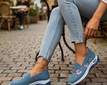 Women’s Breathable Mesh Sneakers  Summer Lightweight Slip On Flats  Casual Walking Shoes – Comfortable Airy Knit Trainers