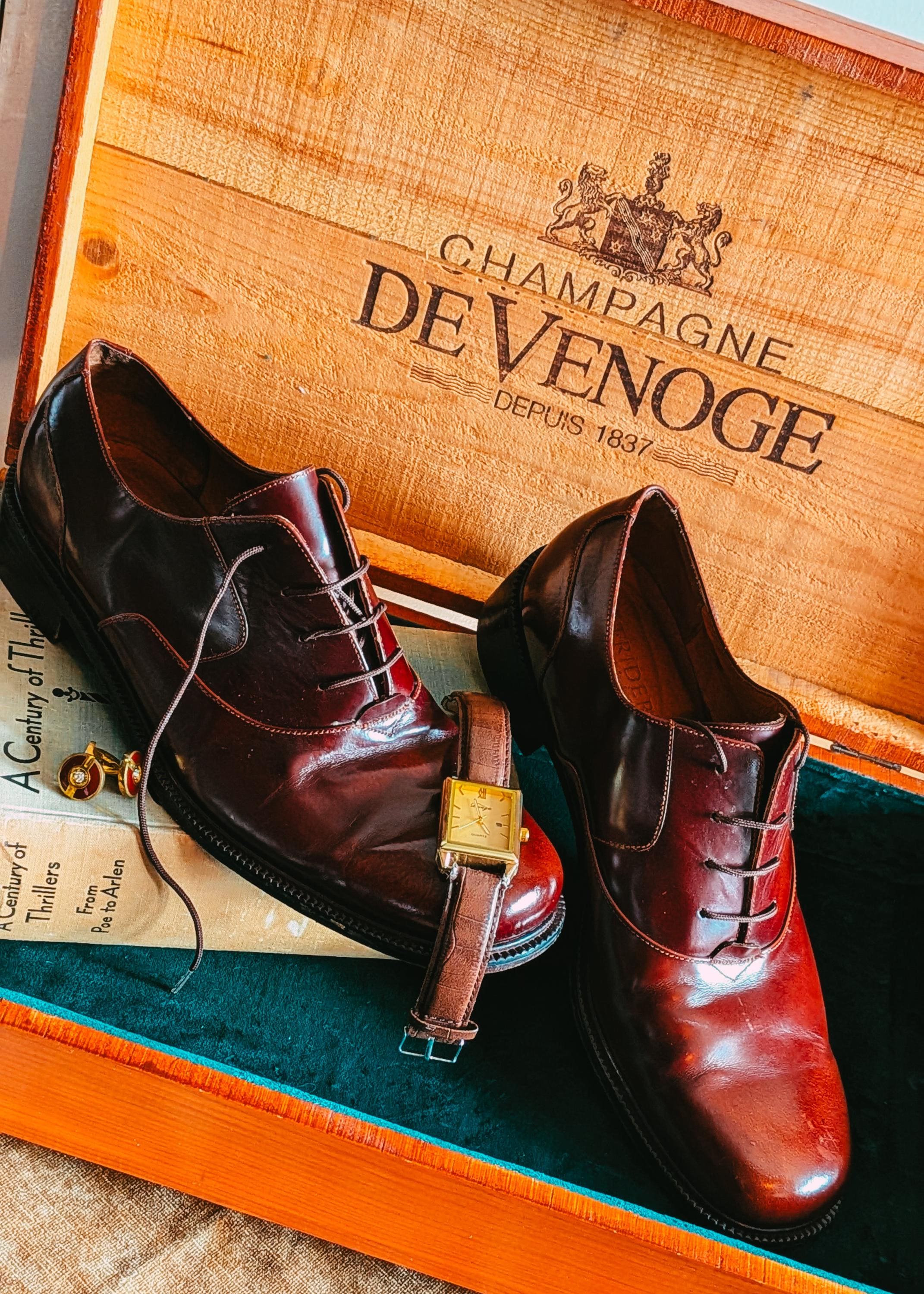 Vintage Burgundy Leather Derby Shoes | Men's Oxblood Brogues | Mid