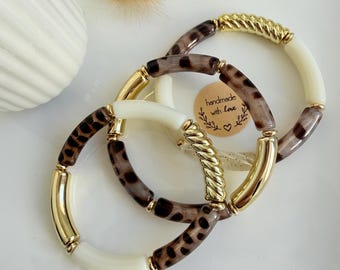 Pulseira com estampa de leopardo e miçangas douradas – Pulseira feminina elástica e elegante – Joia artesanal moderna – Pulseira marfim e dourada – Presente para mulheres – Preço acessível