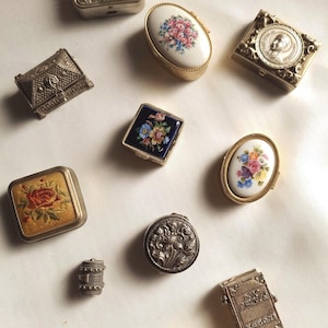 Pudełka na tabletki w stylu vintage i antycznym | Miniaturowe pudełka kolekcjonerskie | Miniaturowe pudełka na biżuterię | Pudełka na pierścionki