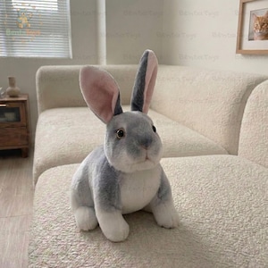 Peluche a forma di coniglio accovacciato, peluche a forma di coniglietto pasquale, bambola di lepre dalle orecchie lunghe, animale della foresta compagno di letto, regalo da esporre sullo scaffale