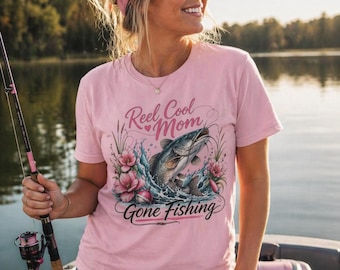 Reel Mom Fishing T-Shirt | Floral Bass Graphic Tee