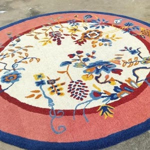 Round Floral Wool Rug, Hand-Tufted Vintage Style Carpet, Thick Rose Pink & Cream Circle Area Rug for Living Room, Bedroom, Boho Home Decor
