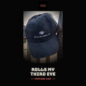 Boné Dad Cap Preto “Rolls My Third Eye”, Boné com Declaração Espiritual, Bordado do Terceiro Olho, Boné Vintage para Mulheres e Homens, Sustentável