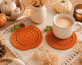 Crochet Pumpkin Coaster Pattern PDF, Halloween Coasters, Fall Mug Rug, Pumpkin Mug Rug, Thanksgiving Table Decor, Autumn DIY Crochet