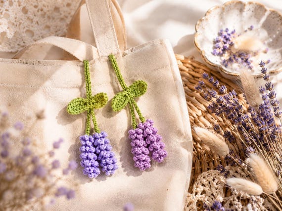 Lavender Bag Charm Crochet Pattern PDF, Floral Keychain Crochet Tutorial, Cute Bag Accessory, Beginner Crochet Pattern, Back to School DIY