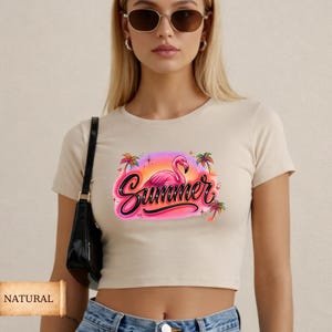 Summer Baby Tee Flamingo Shirt, Airbrush Look Coastal Aesthetic T-Shirt, Tropical Graphic Top, Y2K Aesthetic Crop Tee, Beach Vacation Outfit Bild 3