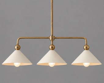 Dreiflammiger linearer Kronleuchter aus Messing, Kücheninselbeleuchtung im Mid-Century-Modern-Stil