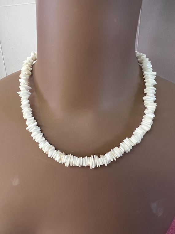 Vintage two shell chip necklaces - image 2