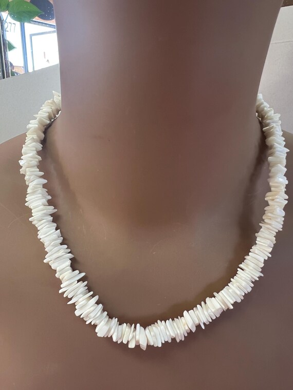 Vintage two shell chip necklaces - image 1