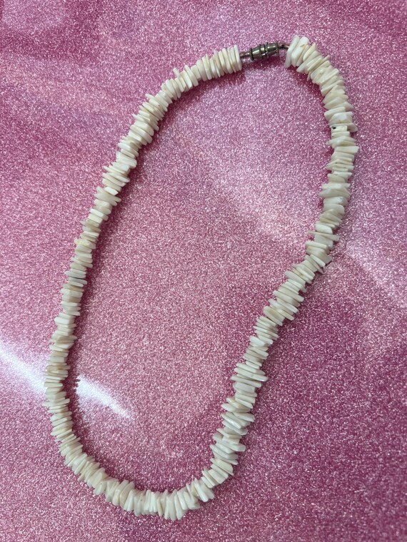 Vintage two shell chip necklaces - image 6