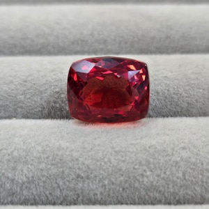 Red Ruby Cushion Cut 16-18 Carat Certified Loose Gemstone For Making Rings , Earrings And Pendant JM013
