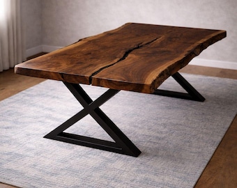 Mesa de comedor de nogal macizo con borde natural, mesa de madera hecha a mano a medida.
