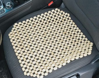 Autostoelmassagekussen van beukenhout – zitkussen met houten kralen 39×39 cm – ademend autostoelkussen – handgemaakt
