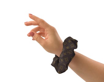 Brown Patterned Scrunchie