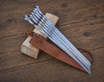 Set roestvrijstalen barbecuespiesen met leren tas – gegraveerd "Za Druzhbu" - metalen grillspiesjes voor mangal, sjasliek en kampeercadeau