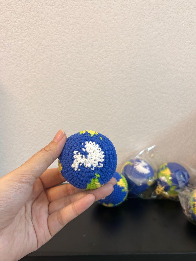 Handgemachter häkeln Erde Hacky Sack, Erde Schlüsselbund, Globe Charm Bild 4