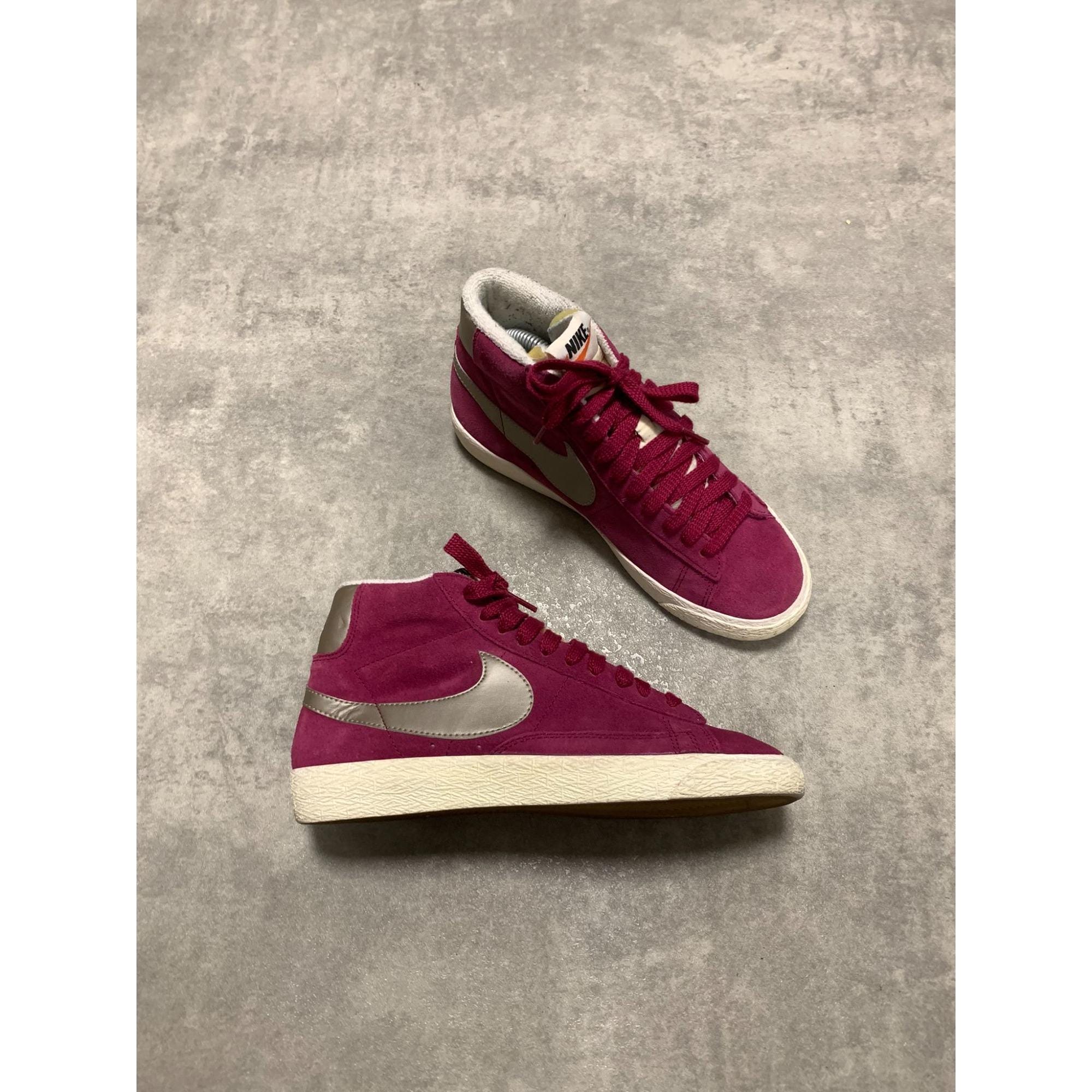 Nike size 12 high top canvas sneakers.wine / burgundy in color n hand made socks Chuck Taylor All Star Heavy Canvas Unisex High Top Shoe  main image 3