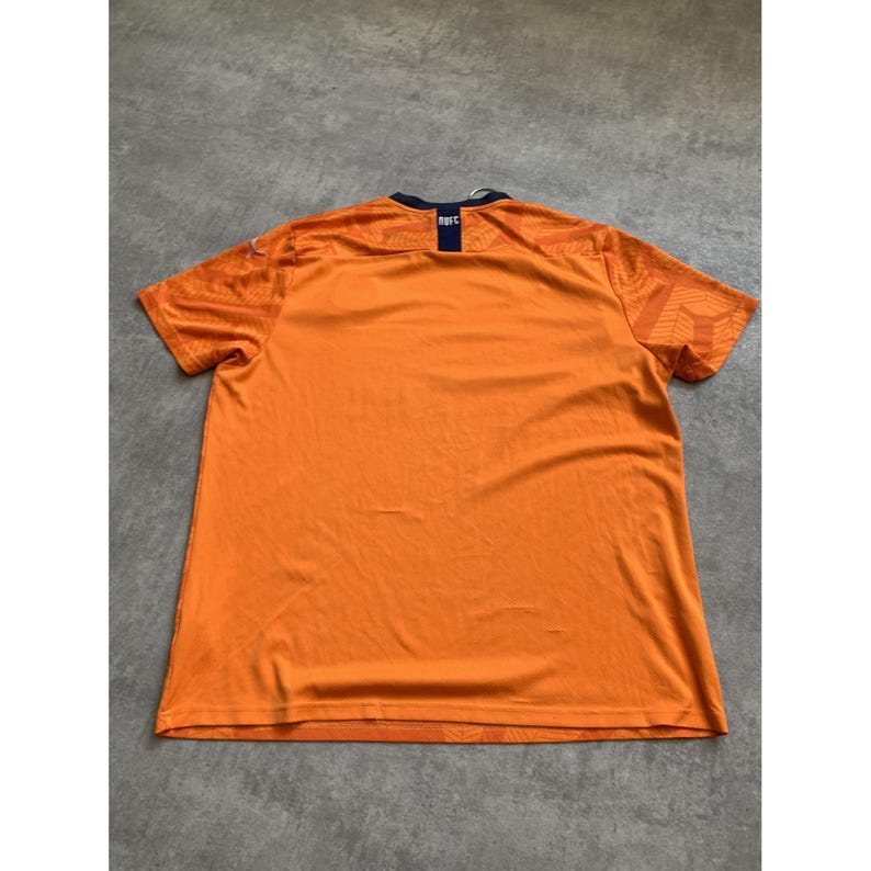 Herr Puma Orange Fotbollströja Polyester Storlek XL FUN88 Sponsor Newcastle United Vapensköld Geometriskt Mönster bild 7