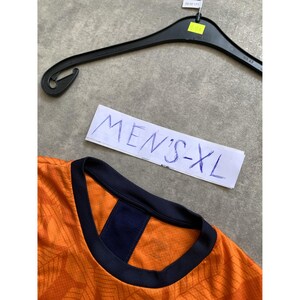 Herr Puma Orange Fotbollströja Polyester Storlek XL FUN88 Sponsor Newcastle United Vapensköld Geometriskt Mönster bild 5