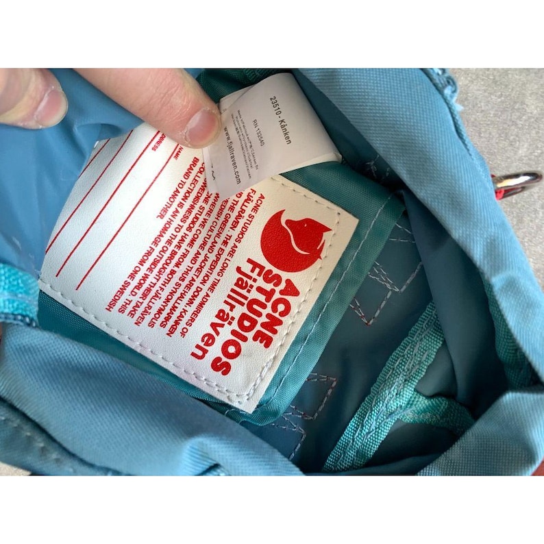 Unisex Acne Studios x Fjällräven Kånken Micro Blå Rosa Röd Axelremsväska Återvunnen Polyester Justerbar Rem Liten Axelrem bild 5