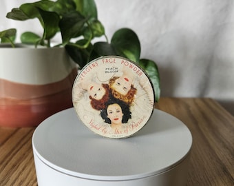 Vintage 1940s Jergens Face Powder Box - Alix of Paris - Peach Bloom - Varga Art