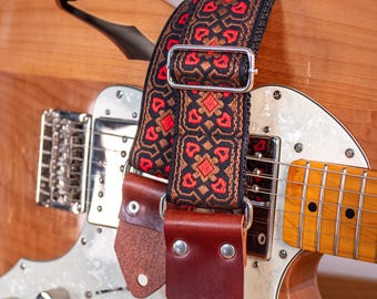 Vintage Guitar Strap « Sierra Red » - Full-Grain Leather Ends - Handcrafted in France