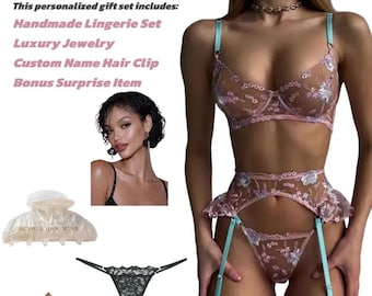 Personalisierte Dessous Geschenkset für Frauen Handgefertigte AMIRASS Spitzen Dessous, Benutzerdefinierte Name Haarspange, Schmuck Bundle Romantisches Geschenk für Sie