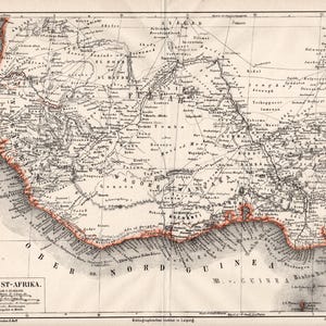 Könnte beinhalten: Antike Karte von Nordwestafrika mit detaillierten geografischen Informationen. Die Karte ist in Schwarzweiß gehalten, mit einer roten Umrandung entlang der Küste. Der Titel "NORDWEST-AFRIKA" befindet sich unten links. Die Karte hat ein Vintage-Aussehen.