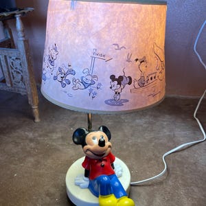 Vintage Mickey Mouse Lamp.