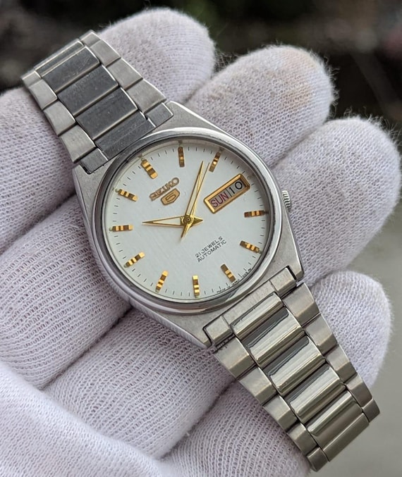 Vintage Seiko 5 Automatic Watch 21 Jewels White Dial Made in Japan Men’s Wristwatch