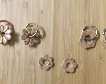 Pendientes intercambiables de arcilla polimérica, joyería artesanal, regalo para mujer - Colección "Arena Marmolada"