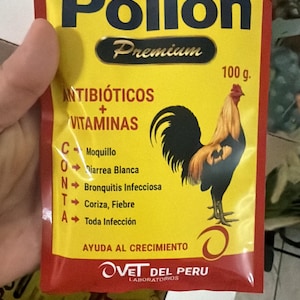 May include: A yellow and red rectangular packet of Pollon Premium antibiotics and vitamins for poultry, weighing 100 g. The packaging features a rooster illustration, the text "CONTA" with a list of conditions, and the Ovet del Peru logo.