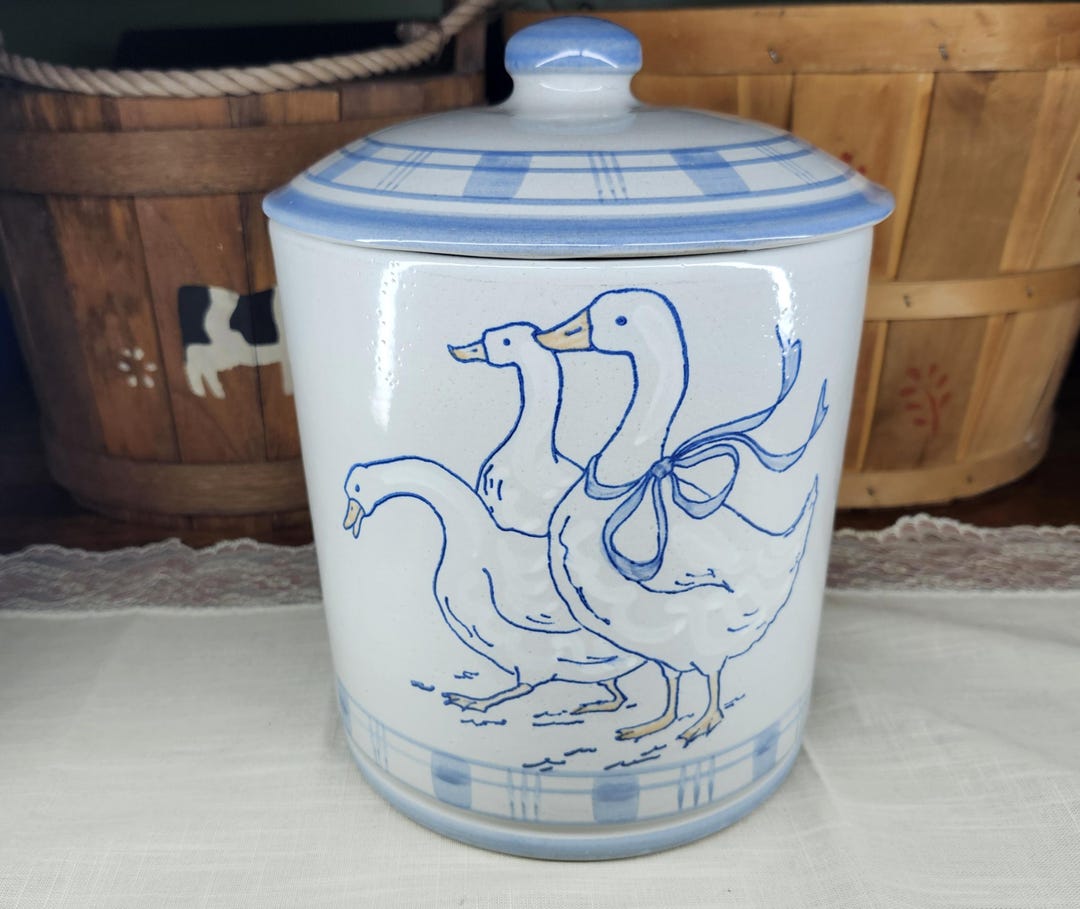 Louisville Stoneware Gaggle Of Geesenull