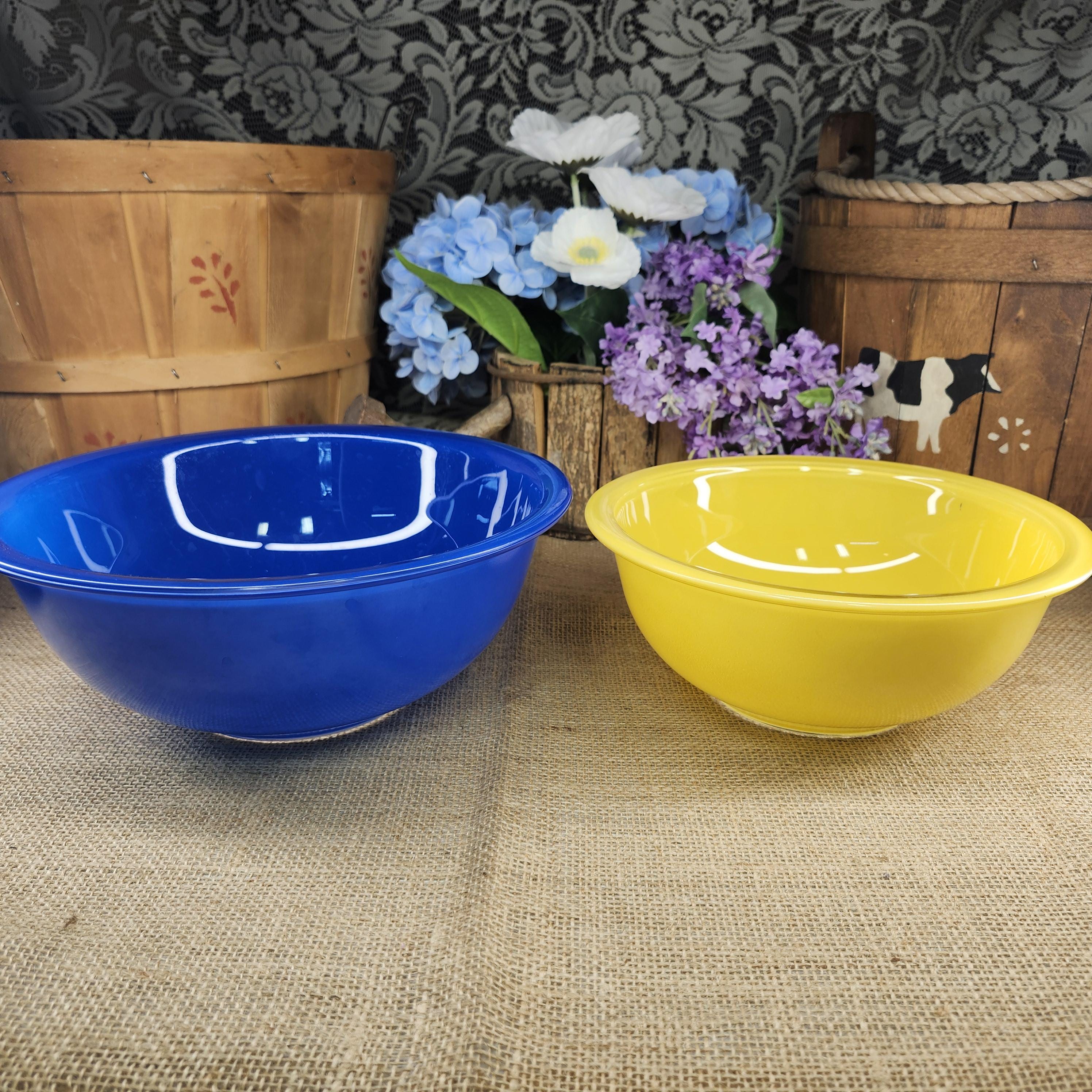 Vintage Yellow Pyrex Primary Bowl - Etsy
