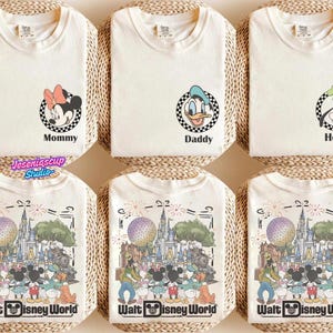 Camiseta Comfort Colors personalizada de Mickey y sus amigos de Disneyworld, camiseta familiar de Disneyland, camiseta de Magic Kingdom, camiseta para vacaciones familiares. imagen 2