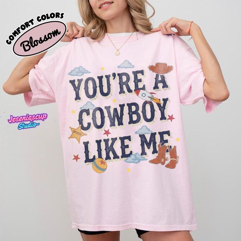 Camiseta vintage de Toy Story, Camiseta "Eres un vaquero como yo", Camiseta de Toy Story 5, Camiseta de viaje familiar a Disneyland WDW, Camiseta de Pixar Fest imagen 3