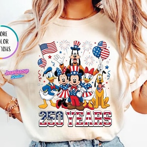 Camiseta Comfort Colors Disneyland 250 años, Camiseta Mickey y sus amigos 250 aniversario, Camiseta Disneyland 4 de julio, Camiseta patriótica 1776-2026 imagen 1