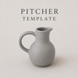 Puede incluir: Una jarra de cerámica gris con cuerpo redondeado, asa curva y pico vertedor. El texto "PITCHER TEMPLATE" se muestra encima de la jarra. La jarra tiene un acabado mate y está sobre un fondo neutro.