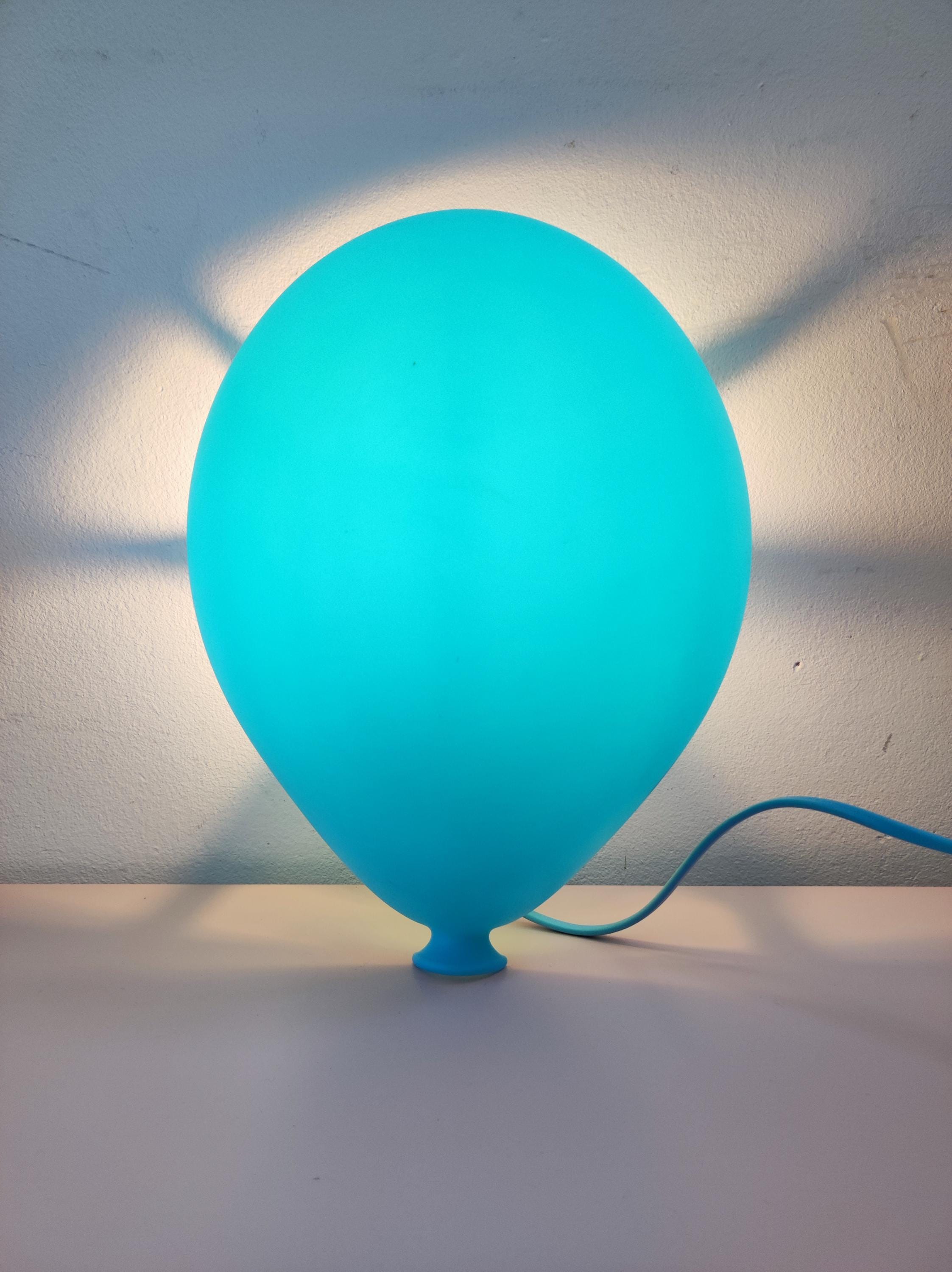 Applique murale IKEA Drömminge (Ballon rouge) | Lampe Ballon rouge pour chambre d'enfant - France