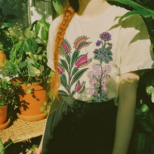 Venusfliegenfallen-Shirt, traditionelles Tattoo-T-Shirt, farbenfrohes botanisches Top