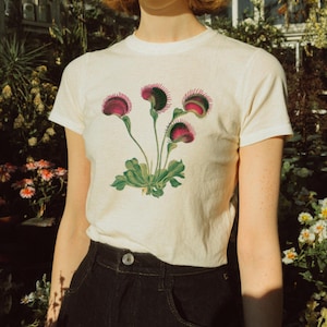 Venus Flytrap Baby Tee, Dark Academia Botanical Shirt, Carnivorous Plant Lover Gift