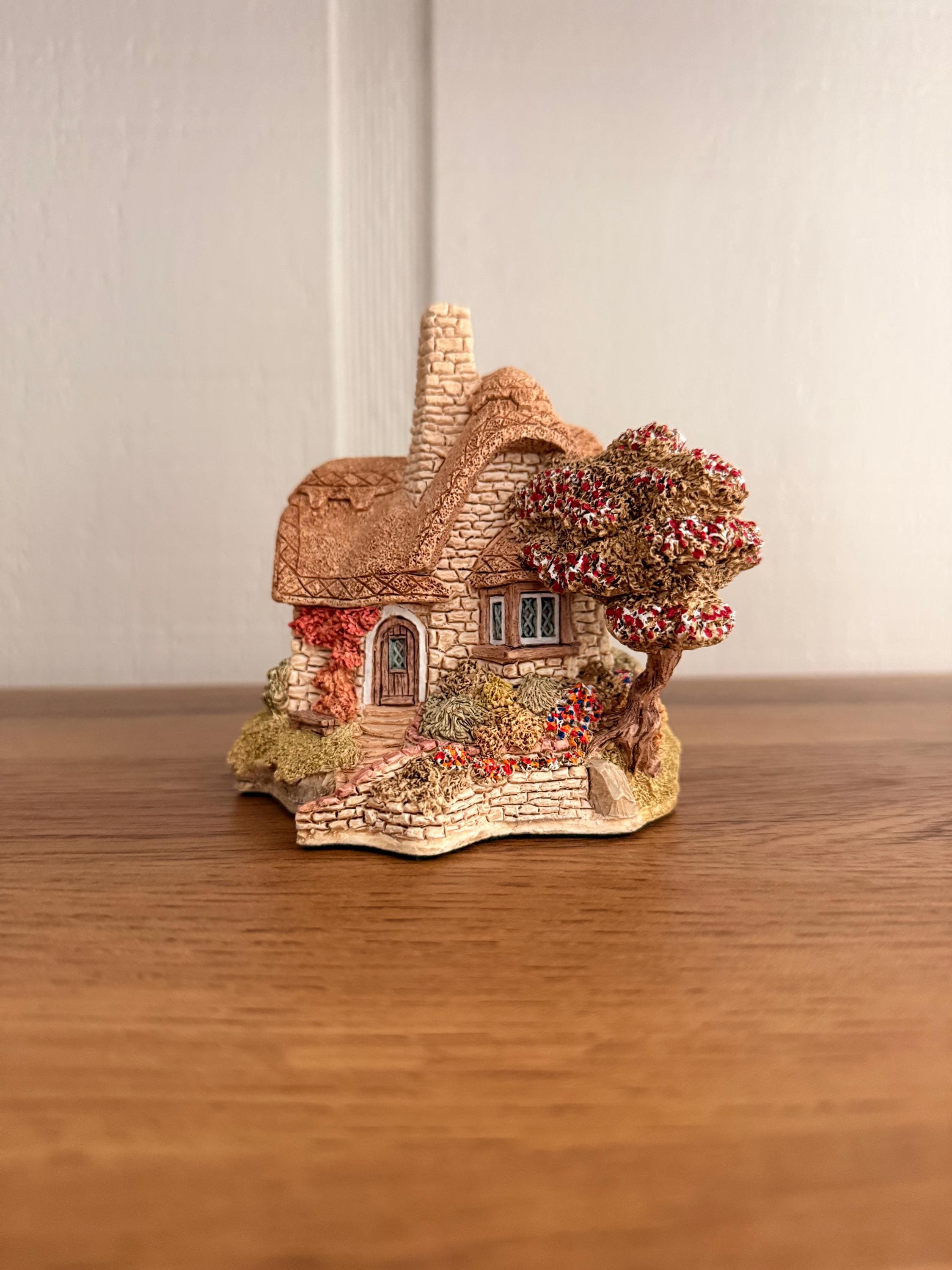 Lilliput Lane Cottages - Etsy Canada