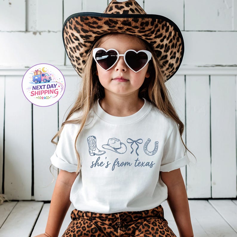 She's From Texas Kids Shirt, Western Girl T-Shirt, Texas Girl Shirt, Coquette Bow Shirt, Cute Texas Girl Toddler Tee, Cowgirl Sweatshirt bild 1