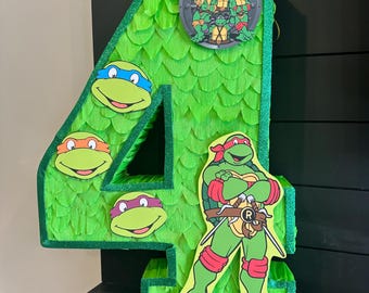 Piñata de las Tortugas Ninja con número - Piñatas personalizadas con número